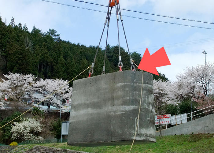 橋脚の切断吊り上げ 2